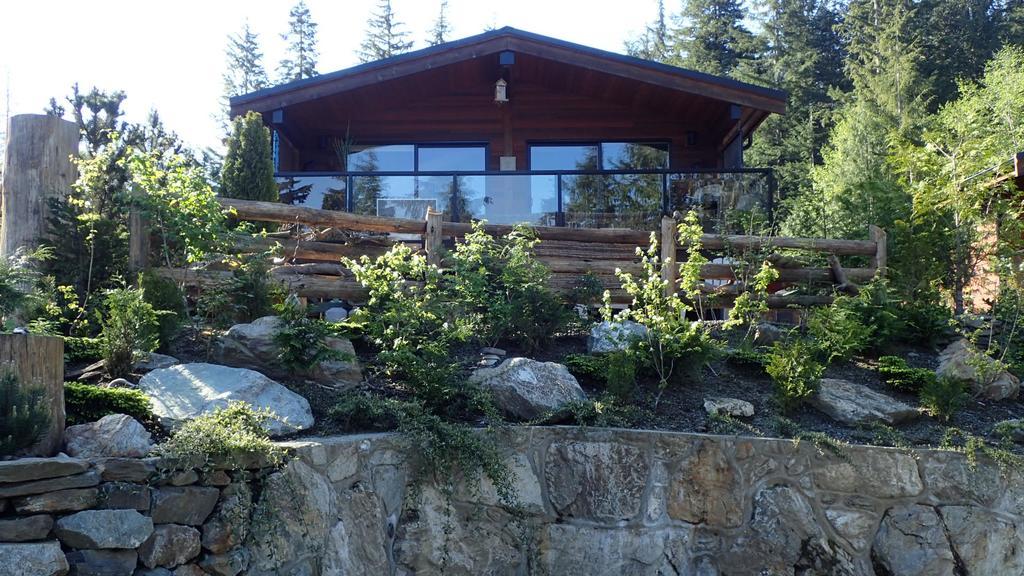 Wild Coast Chalets Port Renfrew Exterior photo